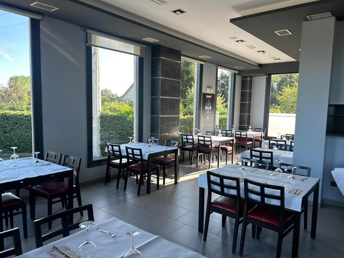 Hostal Restaurante Aqua Ourense Exterior photo