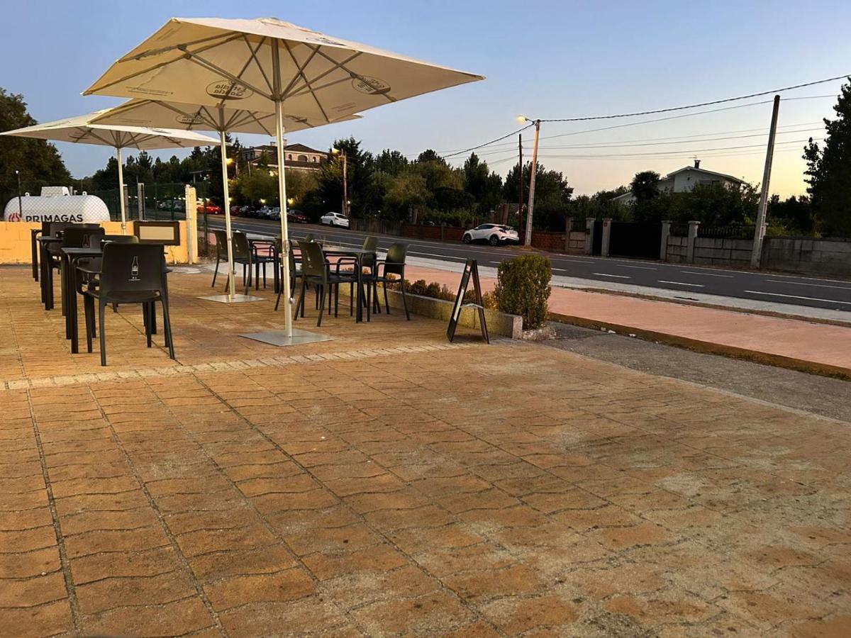 Hostal Restaurante Aqua Ourense Exterior photo